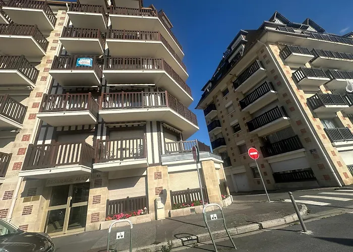 Le Trouvillais Proche Du Centre Et De La Gare 滨海图维列