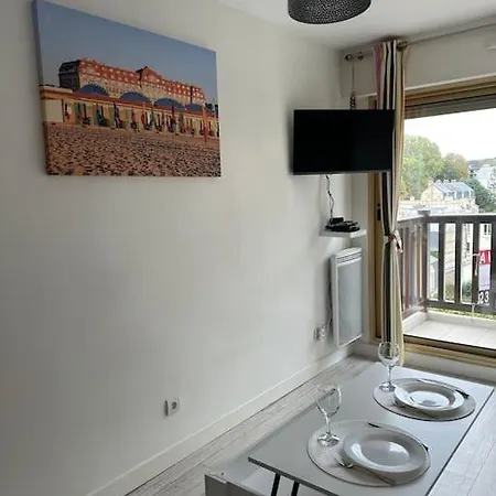 Apartment Le Trouvillais Proche Du Centre Et De La Gare Trouville-sur-Mer