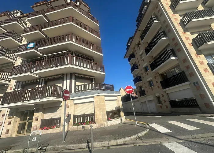 Le Trouvillais Proche Du Centre Et De La Gare Lejlighed